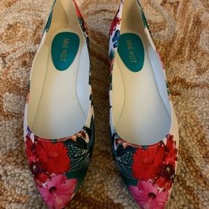 Nine West Floral SoEasy flats